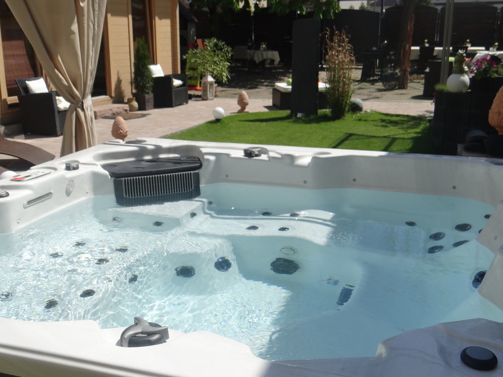 Hotel Schuetzenhof Spa Garden Bürstadt Buitenkant foto